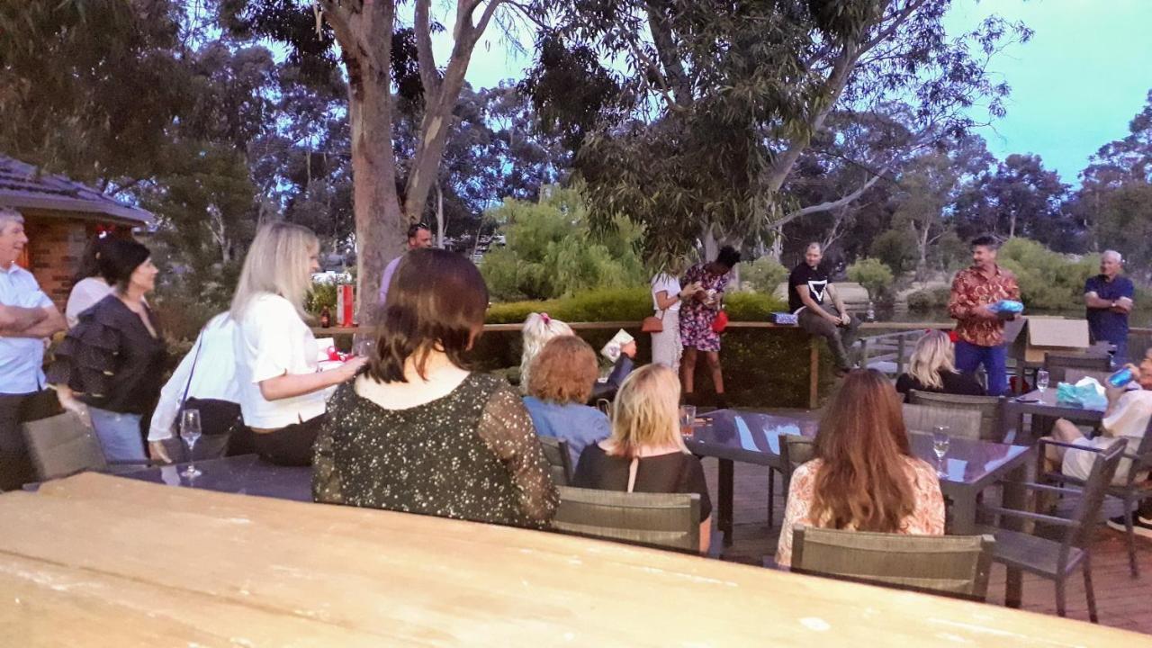 Magdala Motor Lodge & Lakeside Restaurant Stawell Exteriör bild