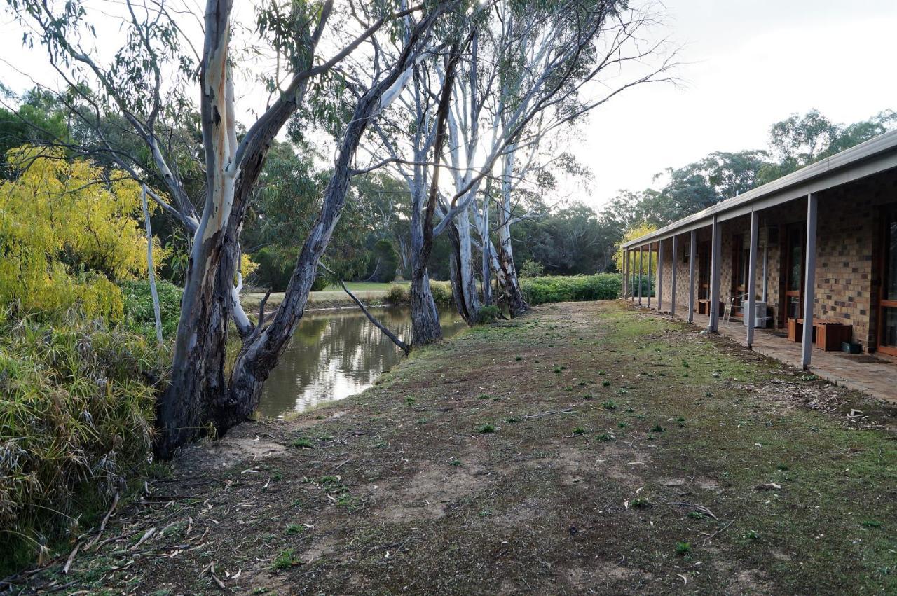 Magdala Motor Lodge & Lakeside Restaurant Stawell Exteriör bild